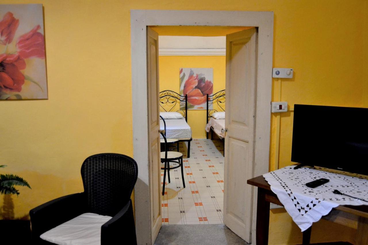 Casa Vacanza GICO' Villa Alezio Habitación foto